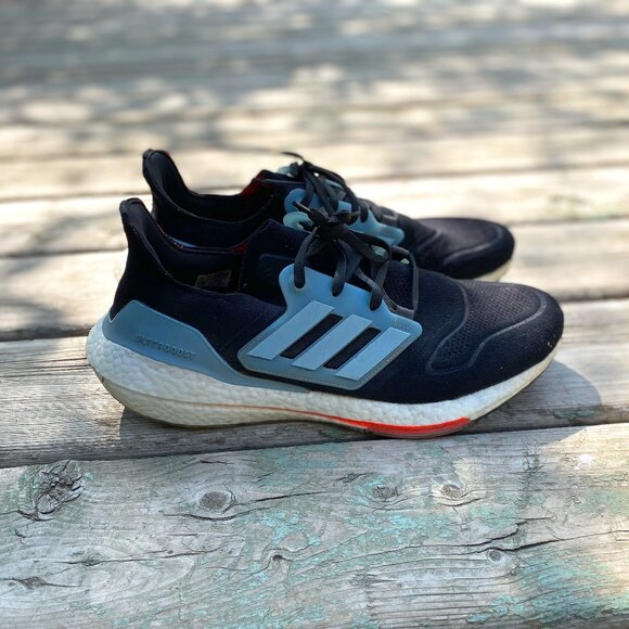 Adidas Ultraboost 22, Size 11.5 - Picture 1 of 3